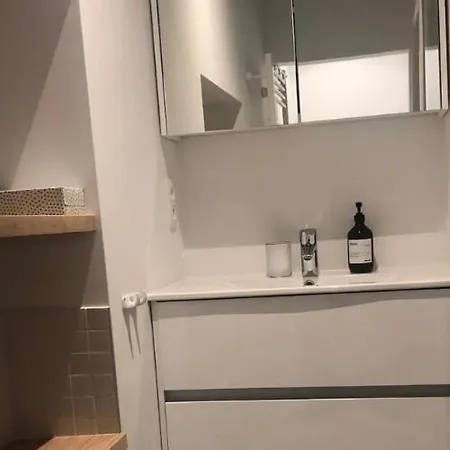 A Côté, C'est Aussi Chez Vous !
